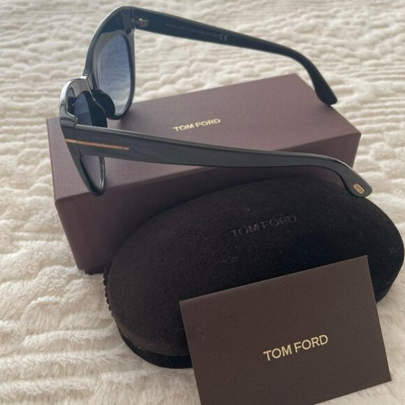 Used Tom Ford Nika Shiny Black / Gradient Blue Sunglasses